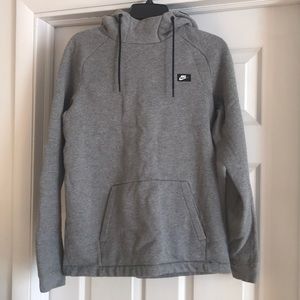 Nike gray hooded sweatshirt men’s size M US.